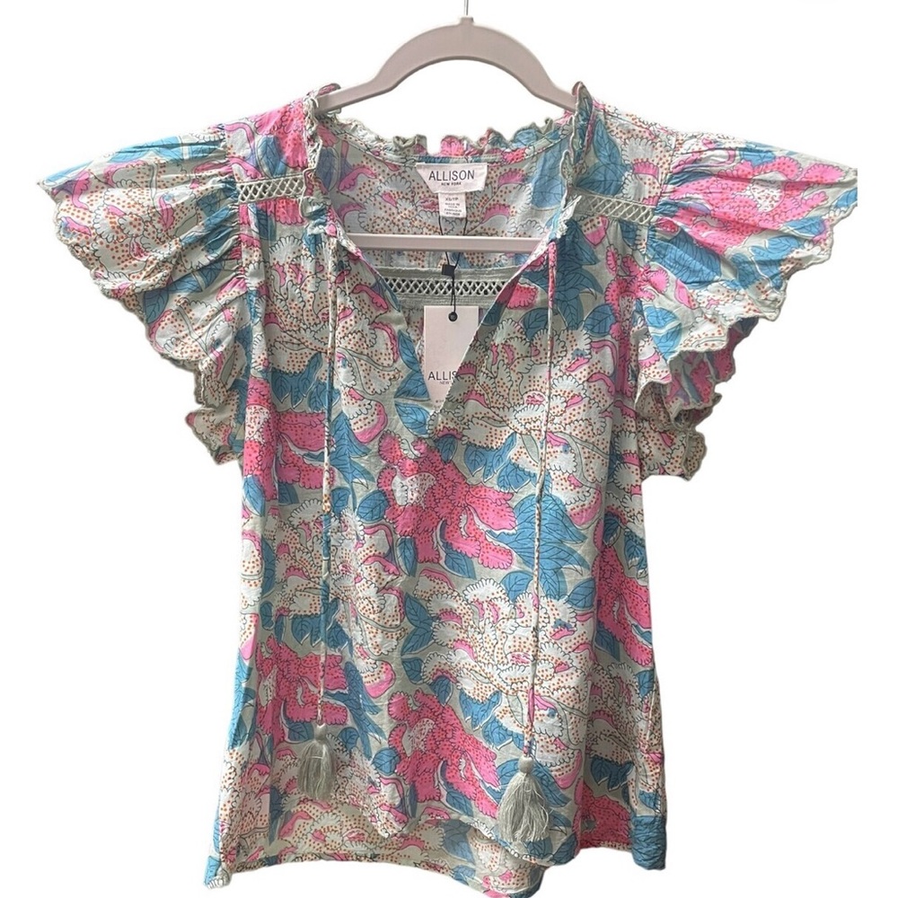 Allison NY Chloe Top Bold Mint
Floral NWT Size XS